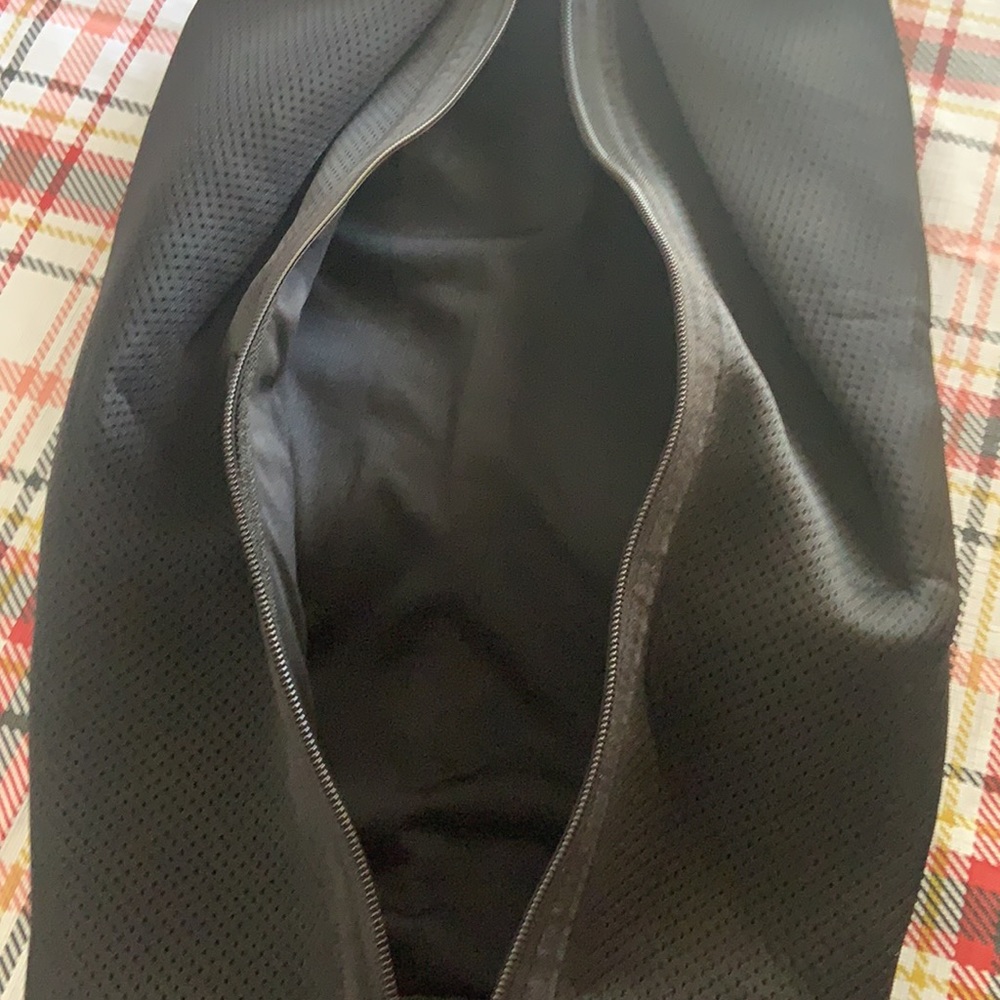 Fabletics The Functional Bag - Picture 4 of 8